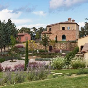 Cignella Garden Villas In Tuscany